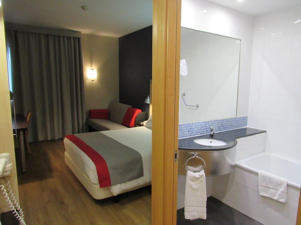 Hotel Holiday Inn Express Madrid-Rivas By Ihg Zewnętrze zdjęcie